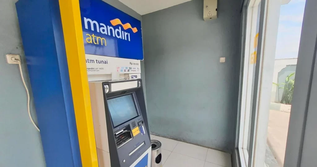 Cara Setor Tunai Mandiri di ATM