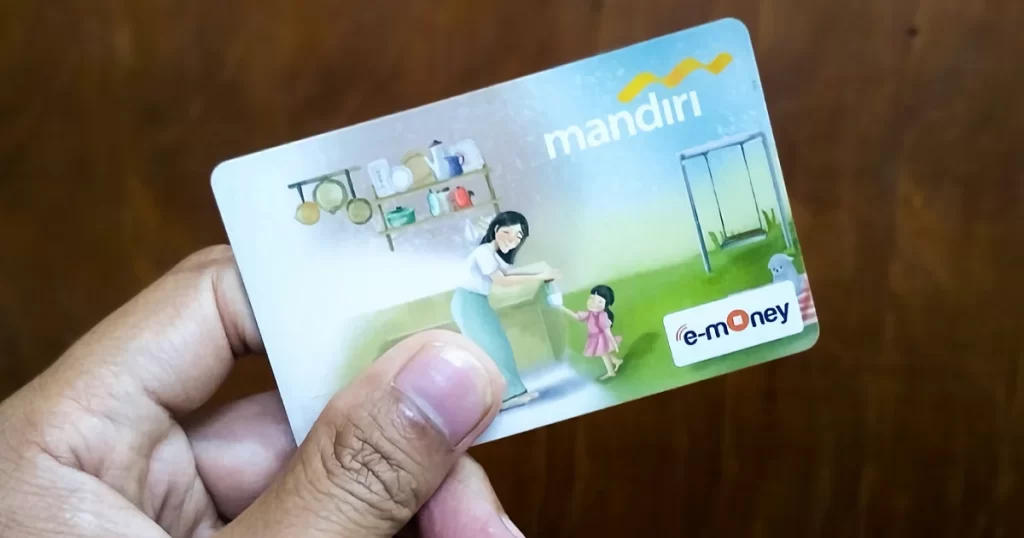 Mudah! 5 Cara Top Up e-Money Mandiri Anti Ribet (Cara Top Up e-Money Mandiri Secara Offline dan Tunai)